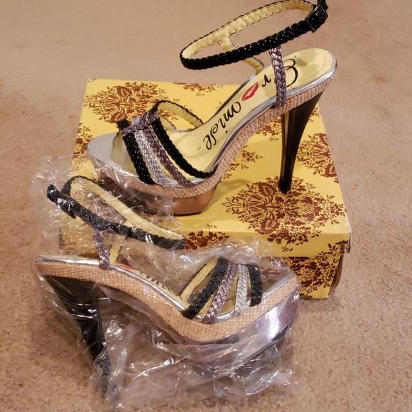 Sexy High Heel Sandals - Picture 3 of 5